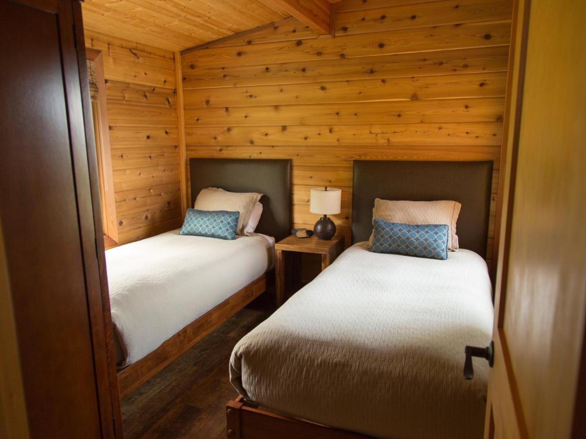 Snug Harbor Resort And Marina Friday Harbor Chambre photo