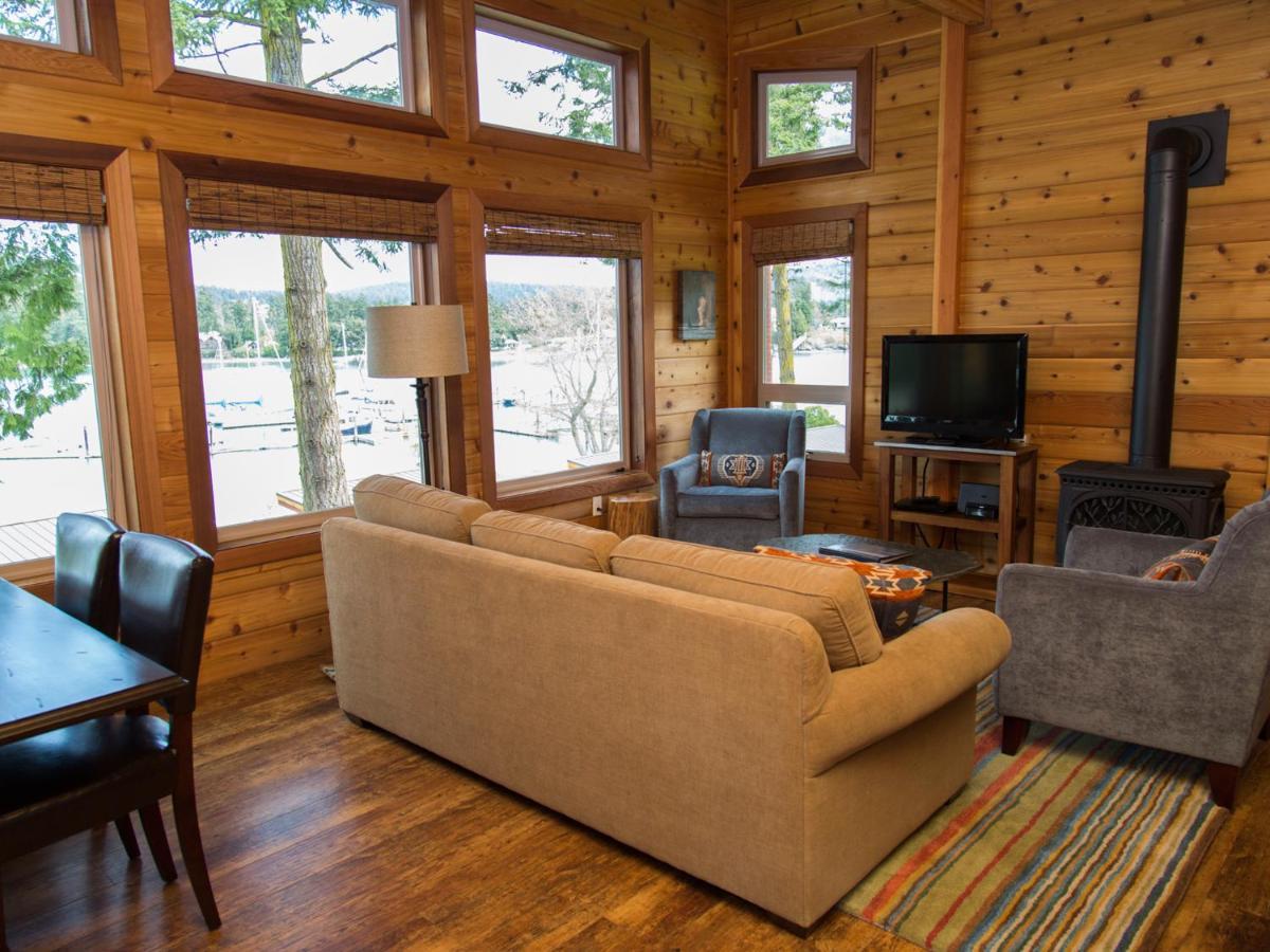 Snug Harbor Resort And Marina Friday Harbor Chambre photo