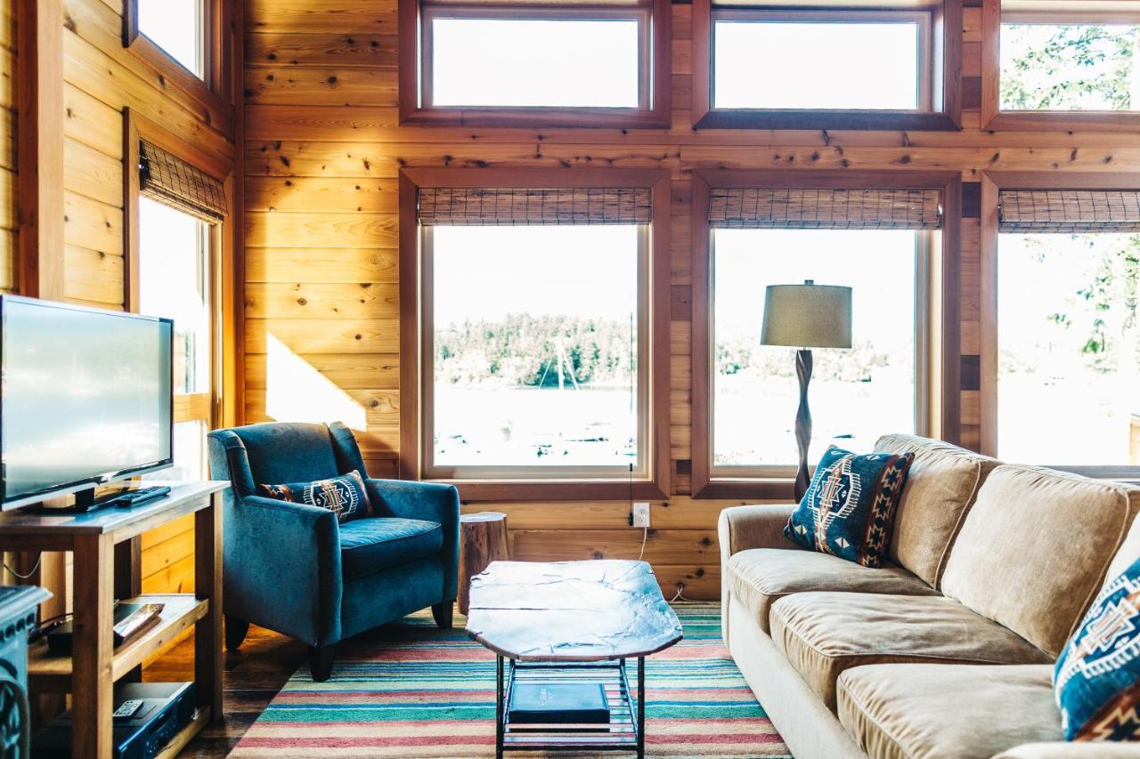 Snug Harbor Resort And Marina Friday Harbor Extérieur photo